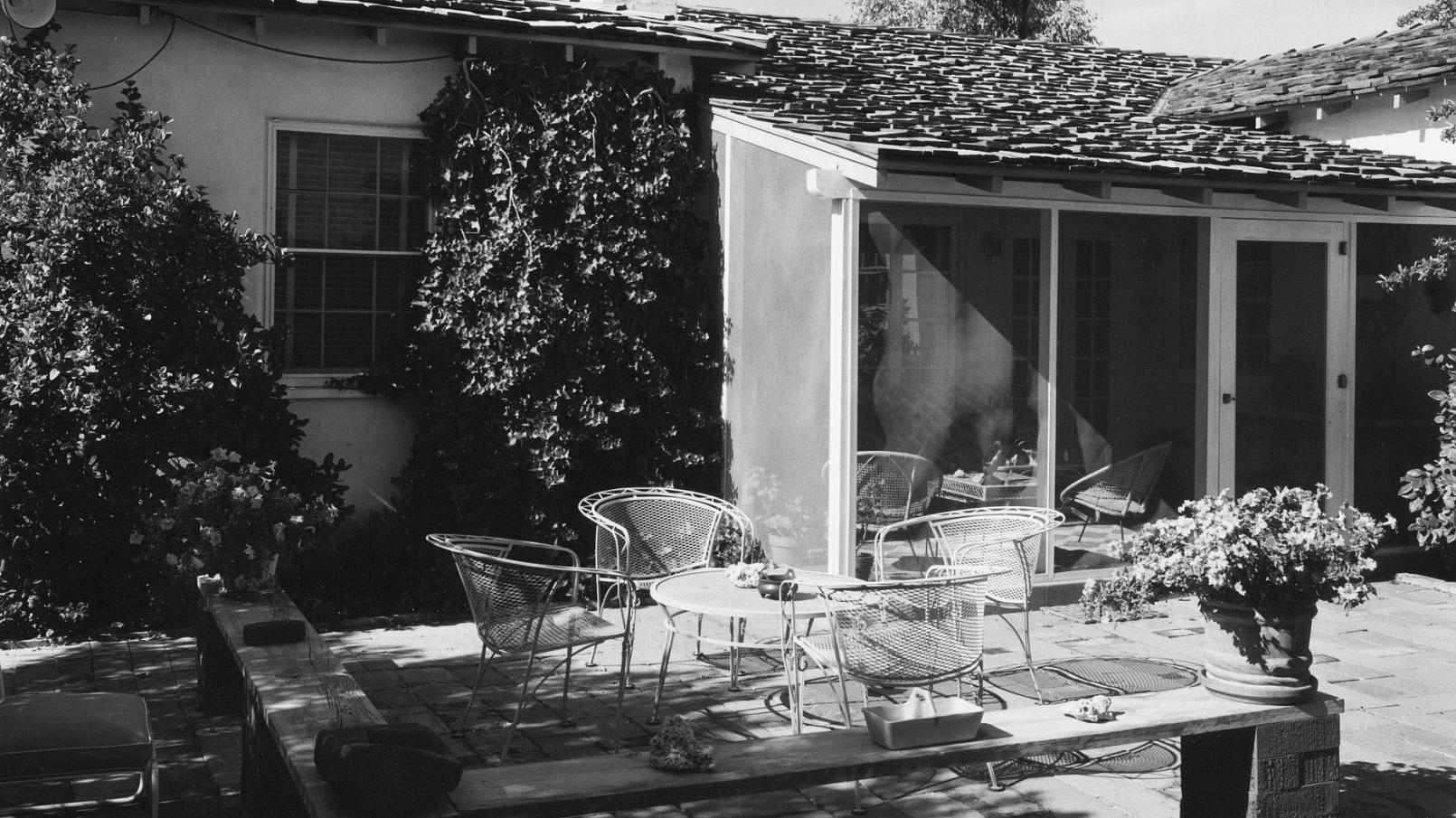 1959 Tucson home photos: Camel footprints all over